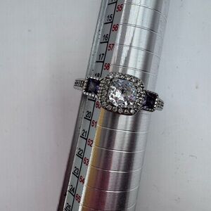 Ryze Party .925 Elegant Sterling Silver and white Frost Purple CZ Women's Ring